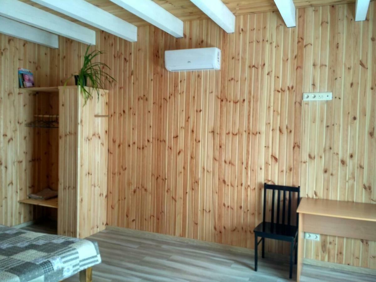 Eco House 호텔 초르노모르스크 외부 사진